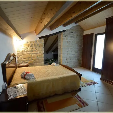 Il Palazzo Del Barone - Stanza Dei Maiorana