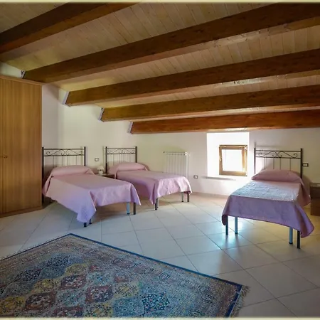 Il Palazzo Del Barone - Stanza Dei Maiorana